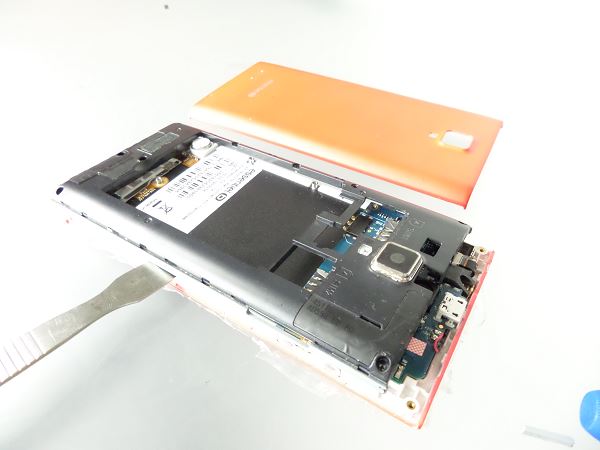 Démontage ESSENTIEL B CONNECT 451